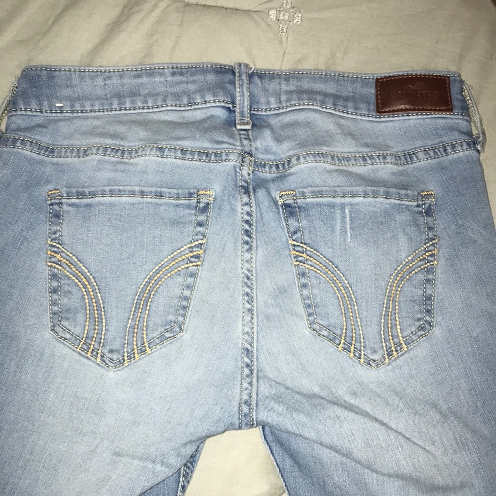 Hollister Skinny Jeans - Picture 4 of 6